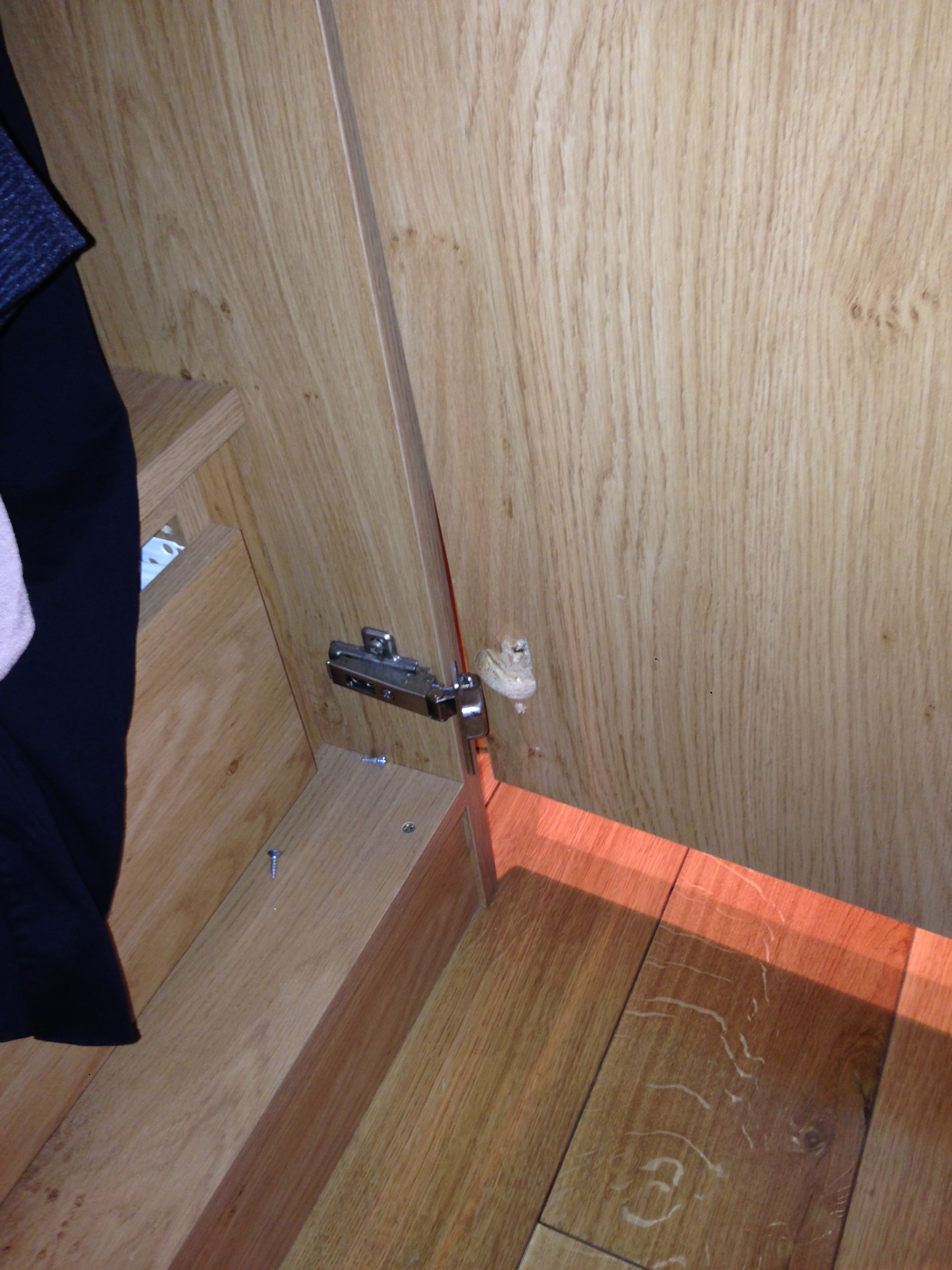 Door Hinge Fitting
